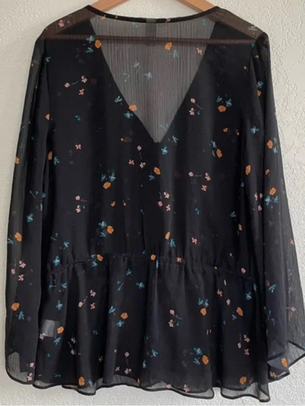 GENTLE FAWN Tie Waist Blouse Size S Like New
